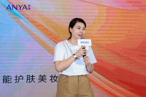 “聚力向上，耀啟新程” 第七屆韓雅818高功能護(hù)膚美妝節(jié)盛大啟幕